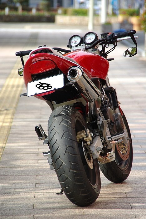 ホーネット250のストリートファイター化のレポート 