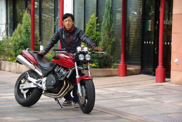 ホーネット250のストリートファイター化のレポート 