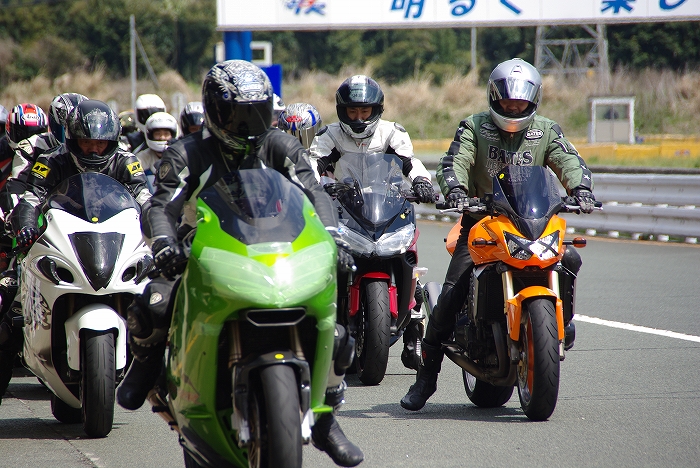 13年4月7日 モトパラ走行会パート２