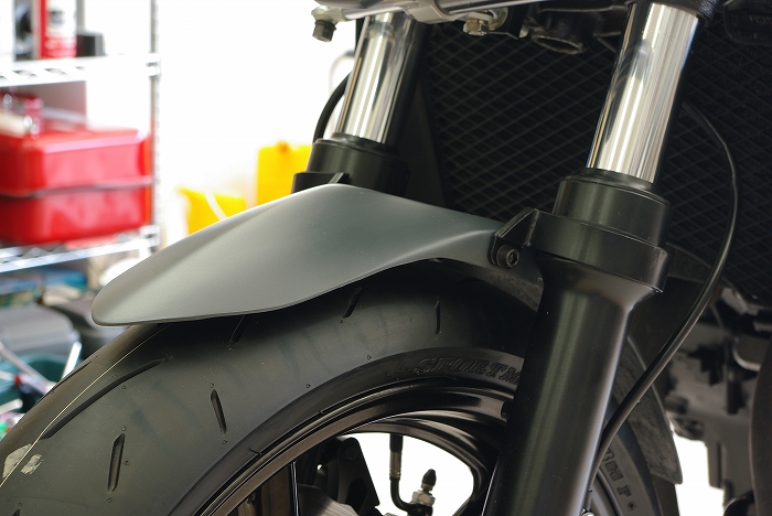 CBR400RR(NC29) フロントフェンダー取り付け CBR400RR(NC29) フロントフェンダー取り付け