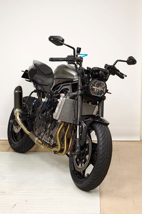 カワサキZX-25R SE（2023） 再びアップハン化他