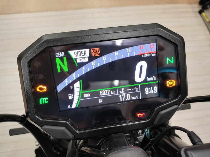 カワサキZX-25R SE（2023） パッド＆ブレーキオイル交換